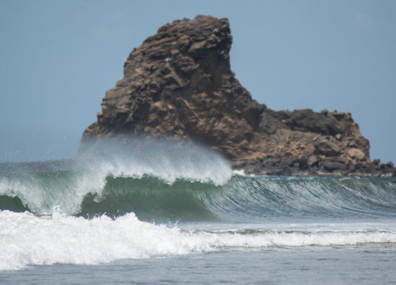 Surfing San Juan del Sur