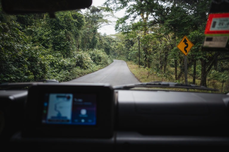 Autosicht von einer Straße in Costa Rica